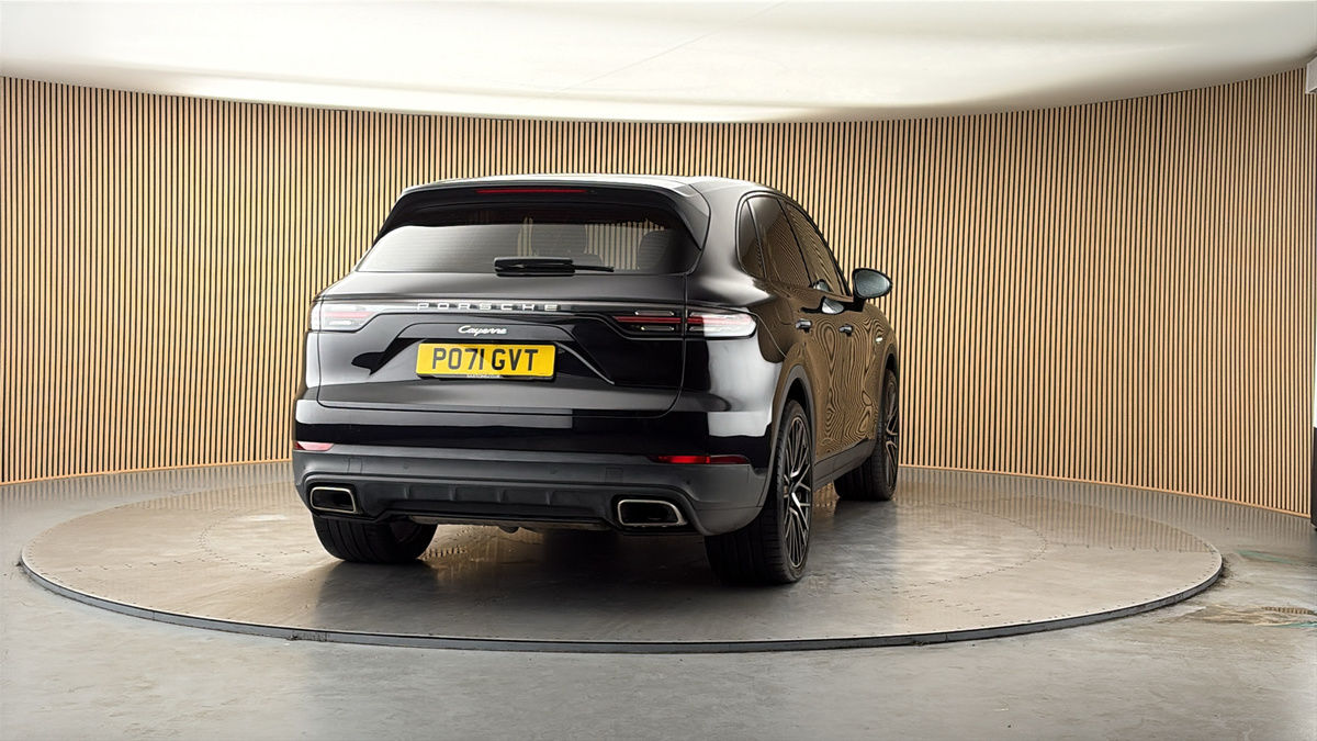 More views of Porsche Cayenne