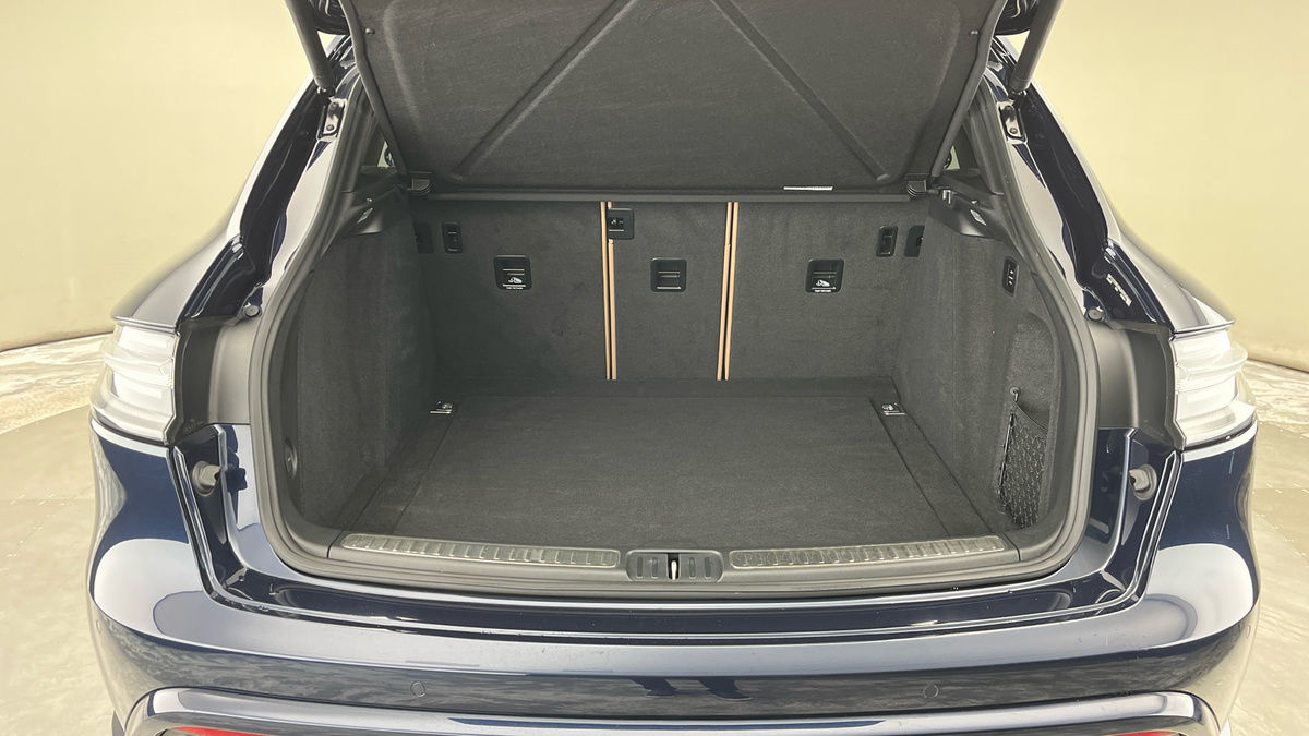 Porsche Macan Image 11
