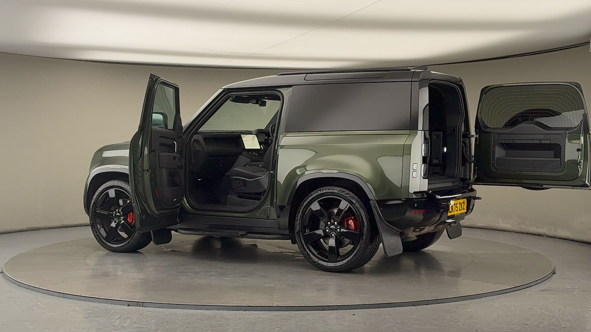 More views of Land Rover Defender 90