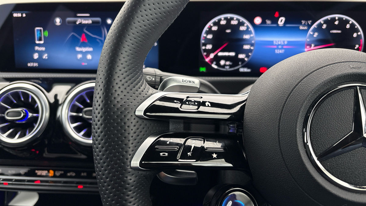 Mercedes-Benz A Class Image 13