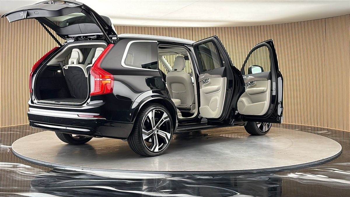 More views of Volvo XC90