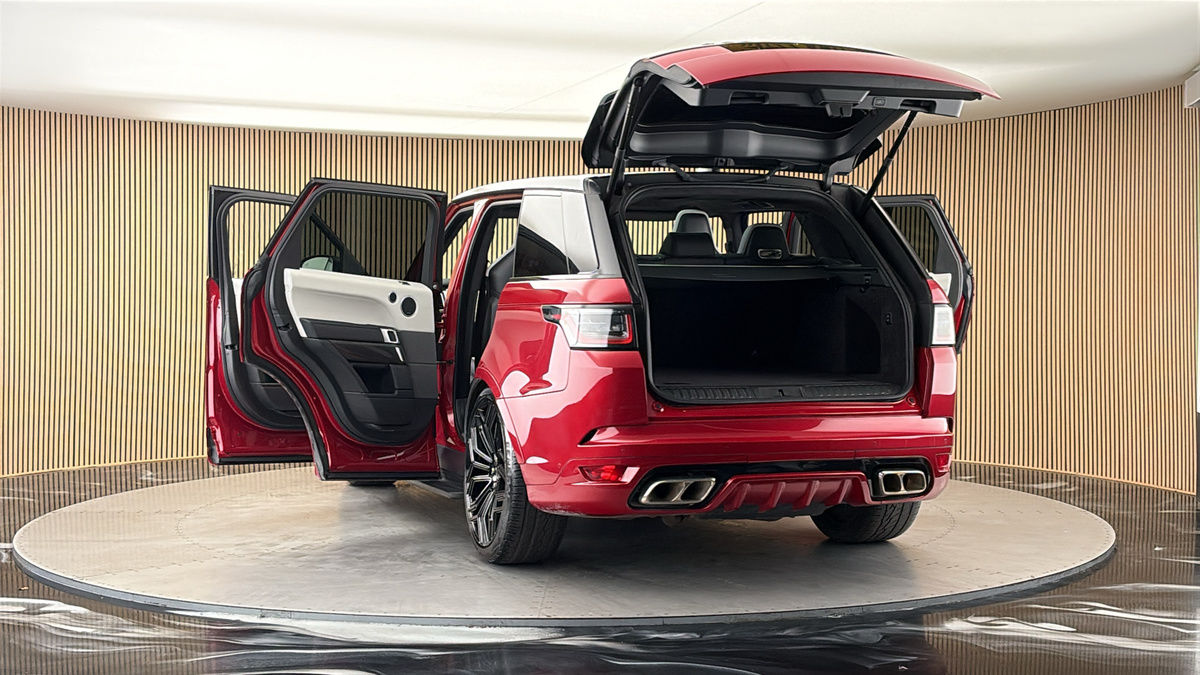 More views of Land Rover Range Rover Sport