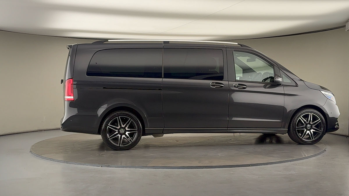 More views of Mercedes-Benz V Class