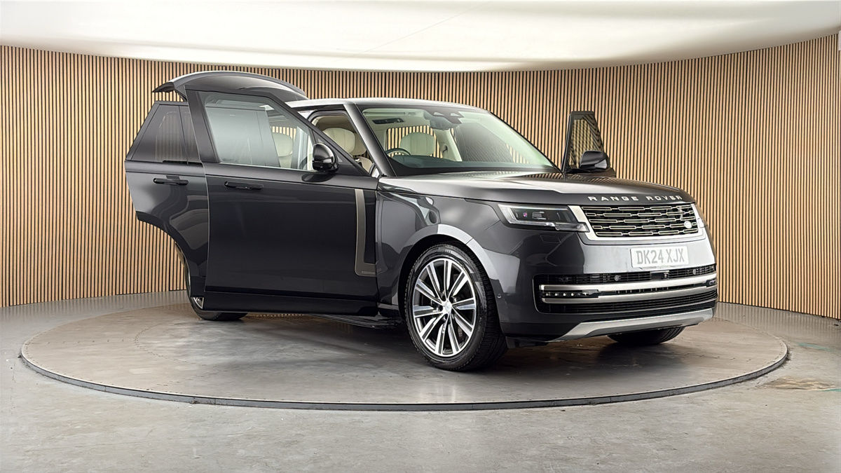 More views of Land Rover Range Rover