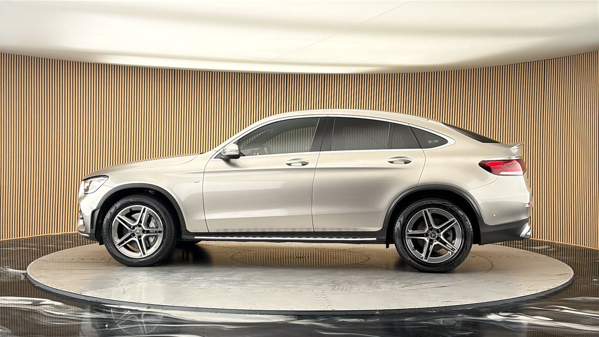 More views of Mercedes-Benz GLC