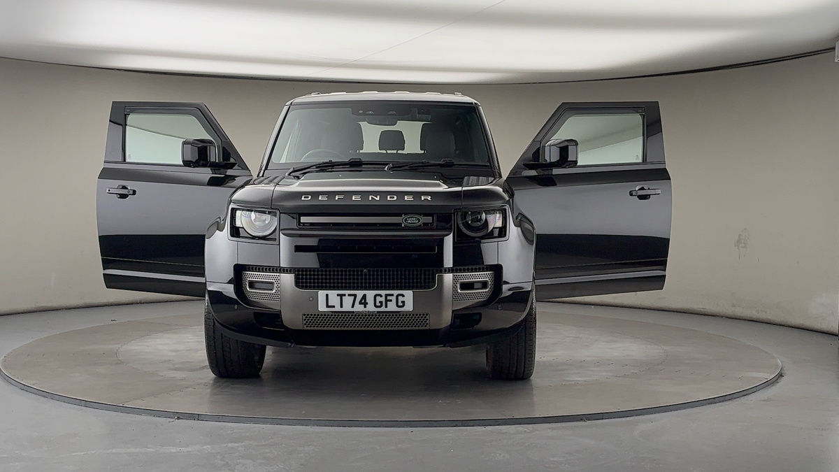 More views of Land Rover Defender 90