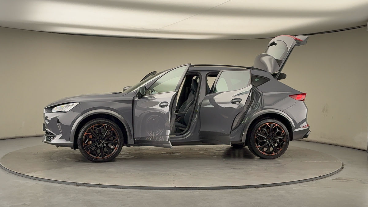 More views of CUPRA Formentor