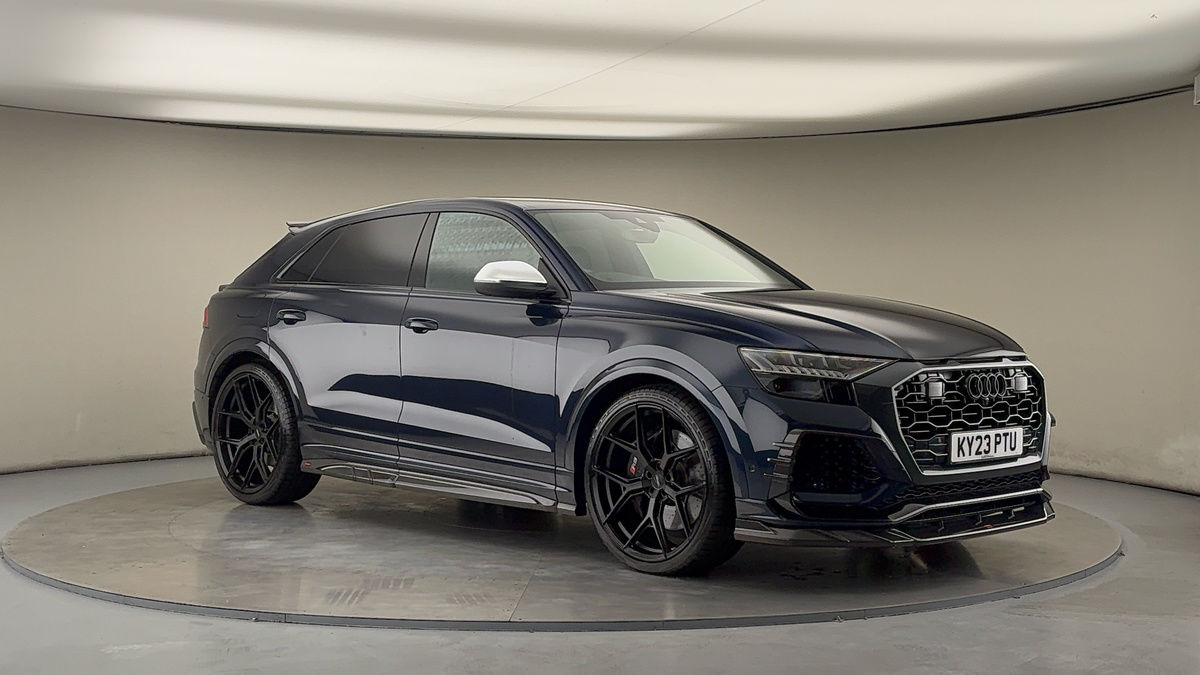 More views of Audi RSQ8
