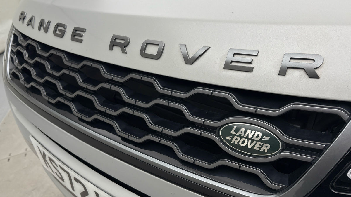 Land Rover Range Rover Evoque Image 24