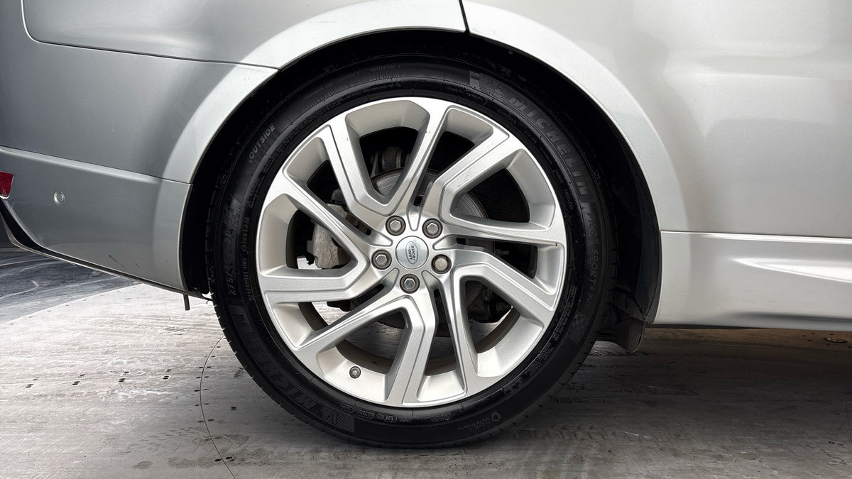 Land Rover Range Rover Sport Image 10