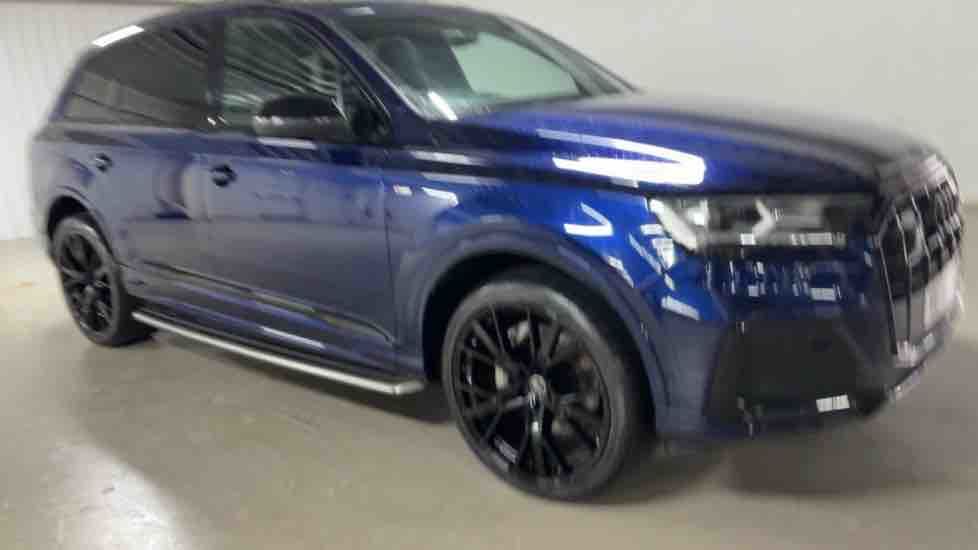 More views of Audi Q7