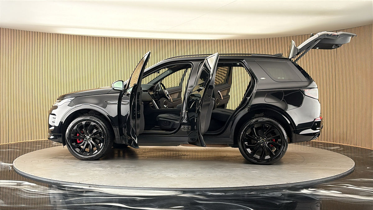 More views of Land Rover Discovery Sport