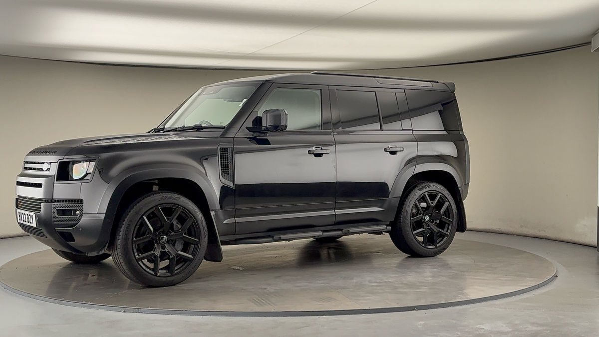More views of Land Rover Defender 110