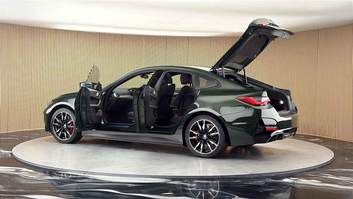 More views of BMW i4