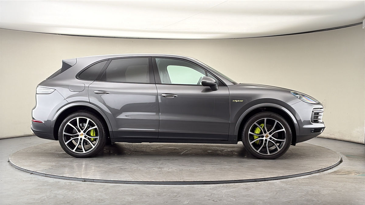 More views of Porsche Cayenne