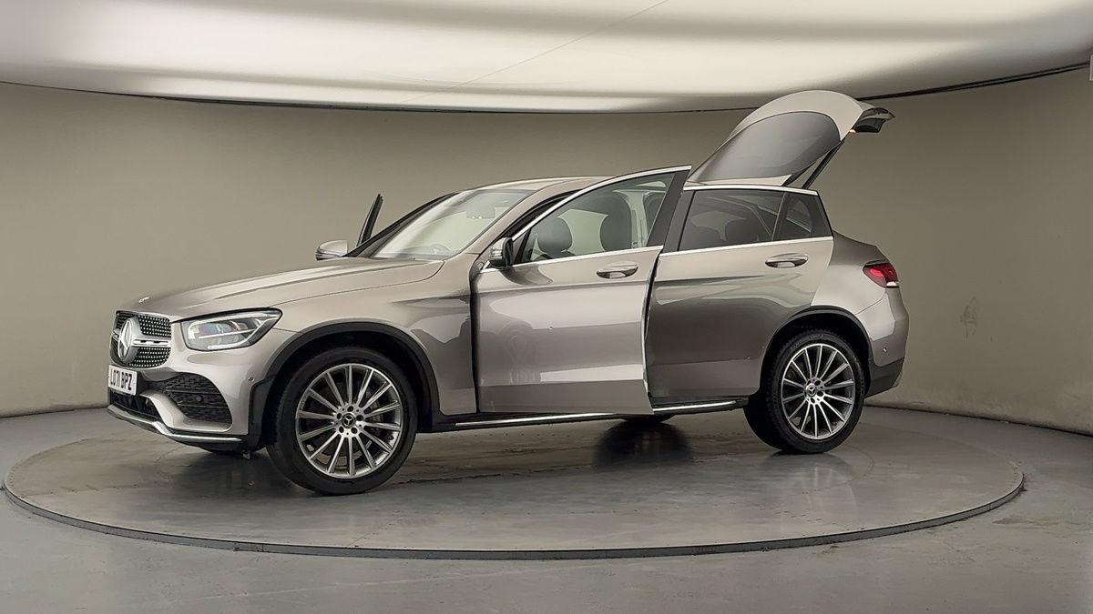 More views of Mercedes-Benz GLC