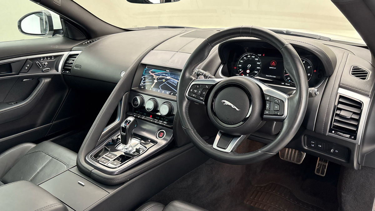 Jaguar F-Type Image 5