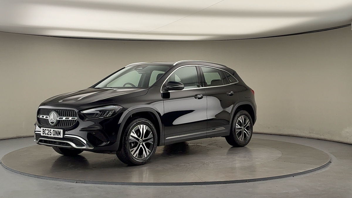 Mercedes-Benz GLA Image 20