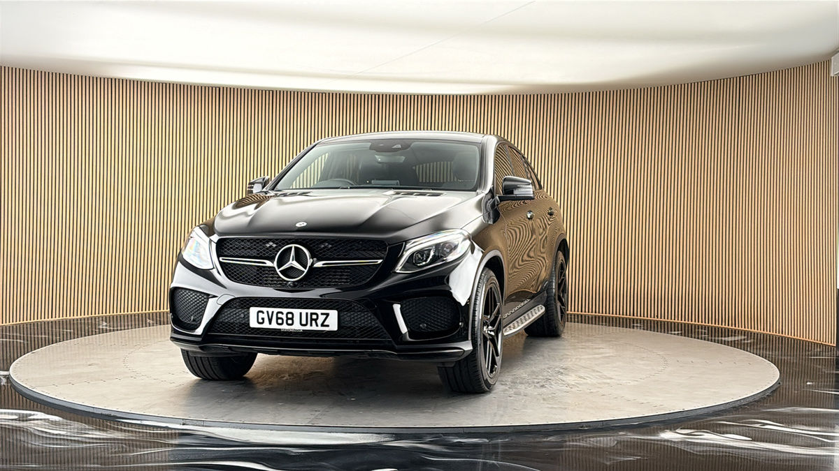 More views of Mercedes-Benz GLE