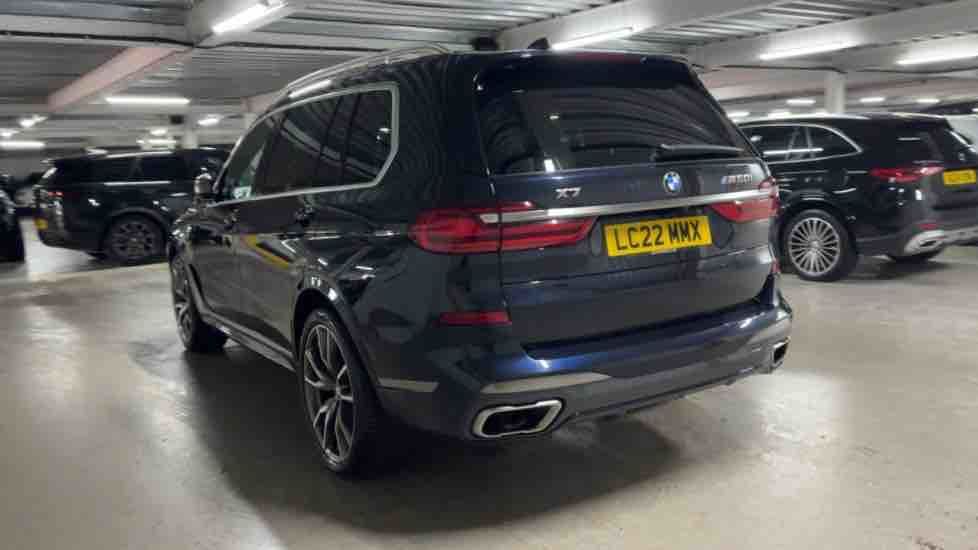 More views of BMW X7
