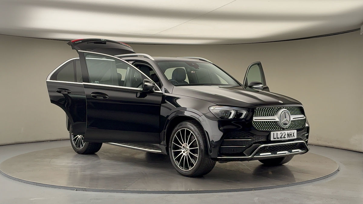 More views of Mercedes-Benz GLE