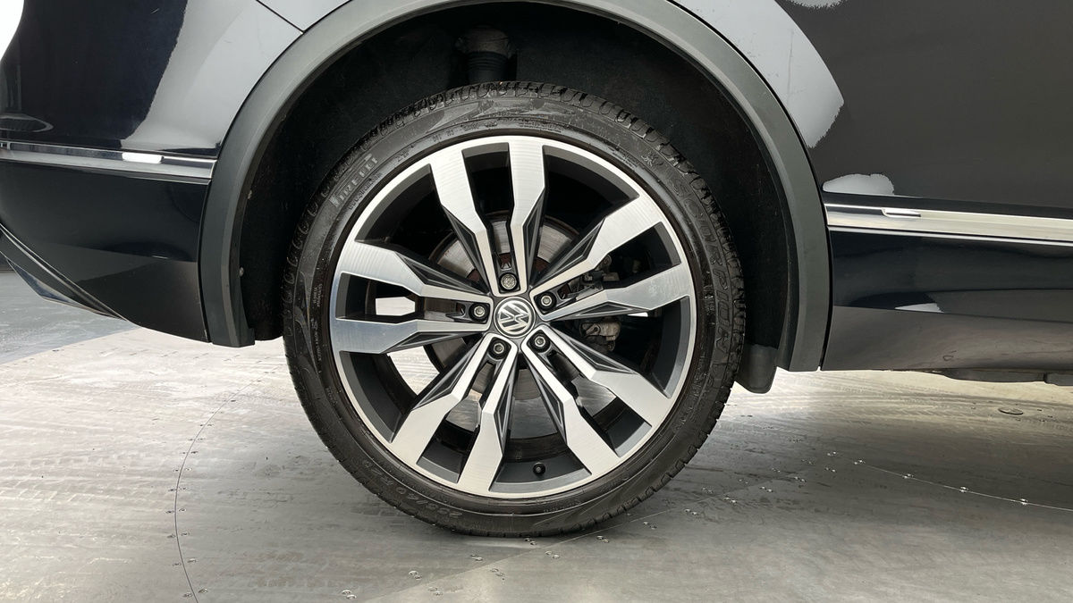Volkswagen Tiguan Allspace Image 10