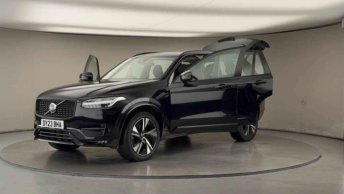 More views of Volvo XC90
