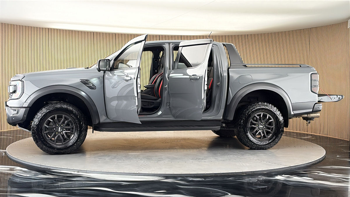 More views of Ford Ranger