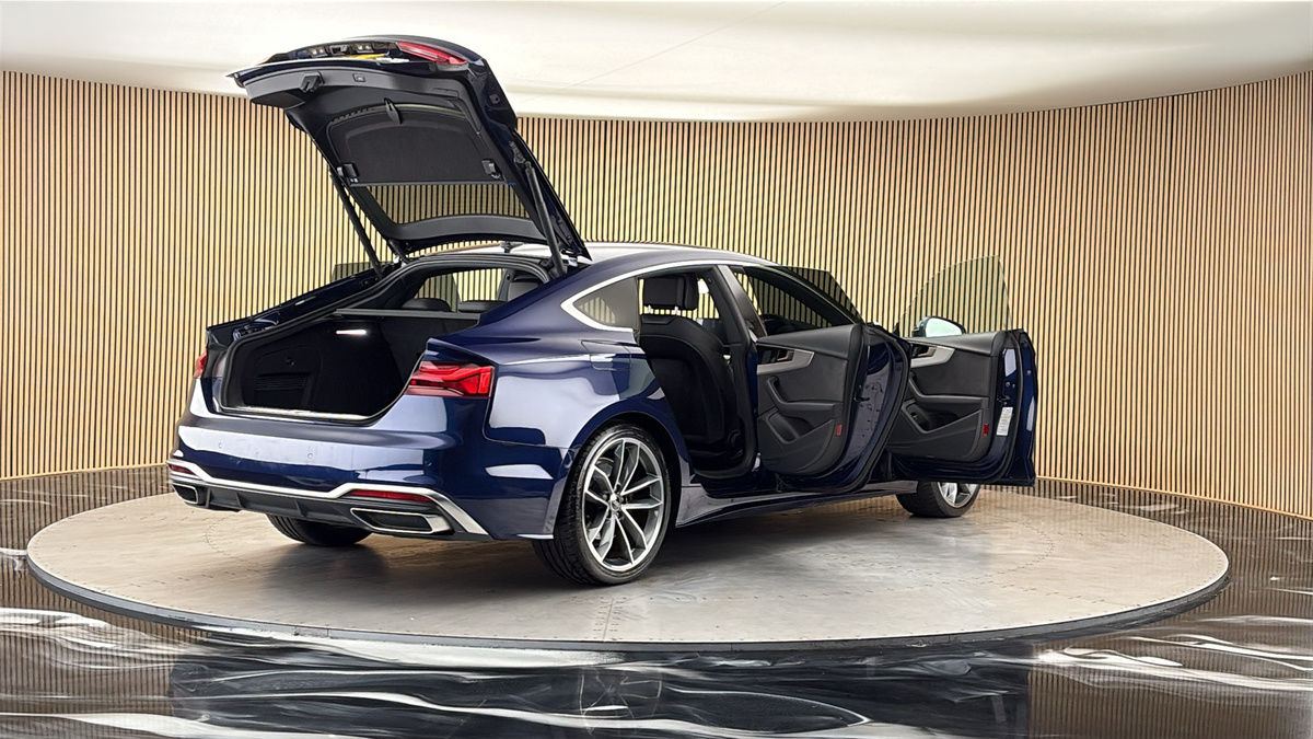 More views of Audi A5