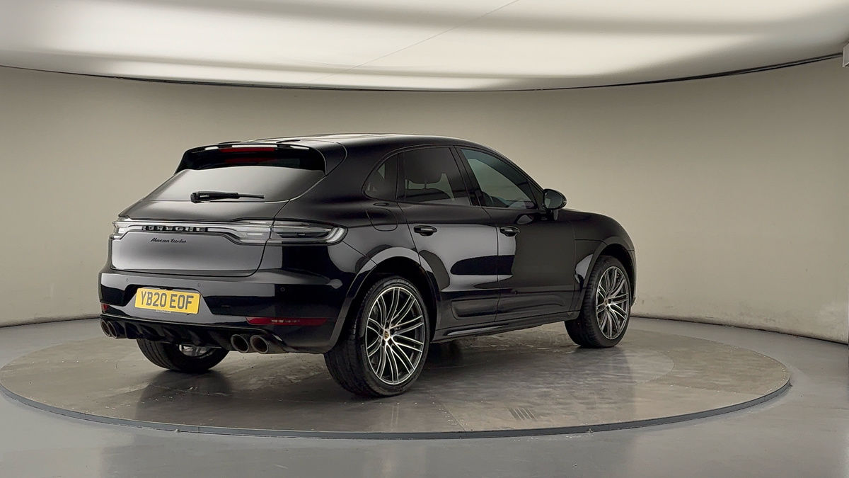 More views of Porsche Macan
