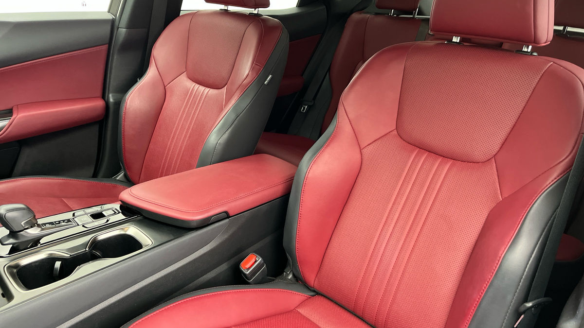 Lexus NX Image 7