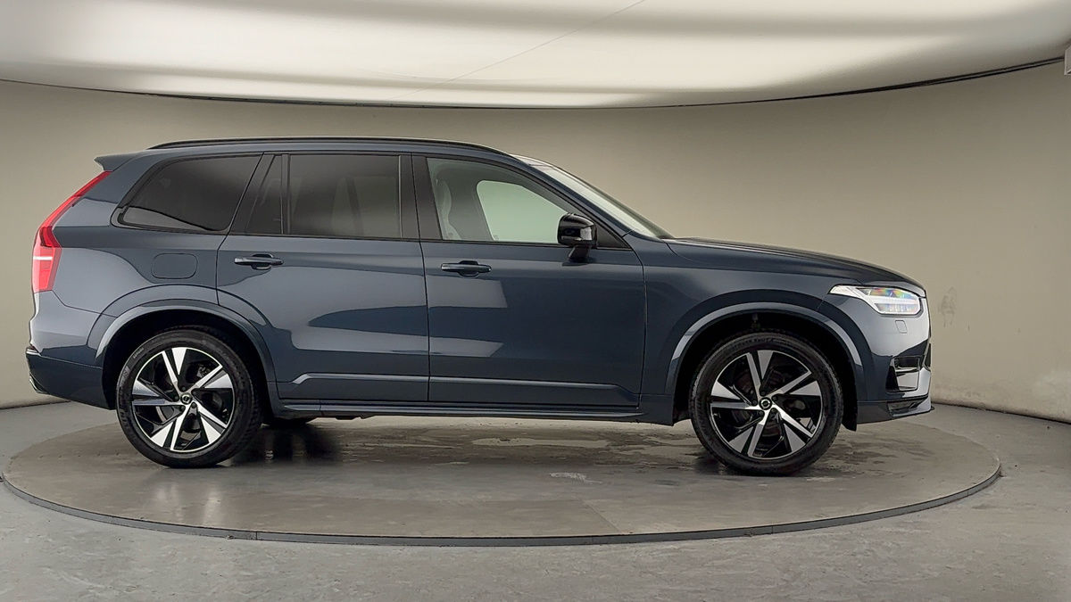 More views of Volvo XC90