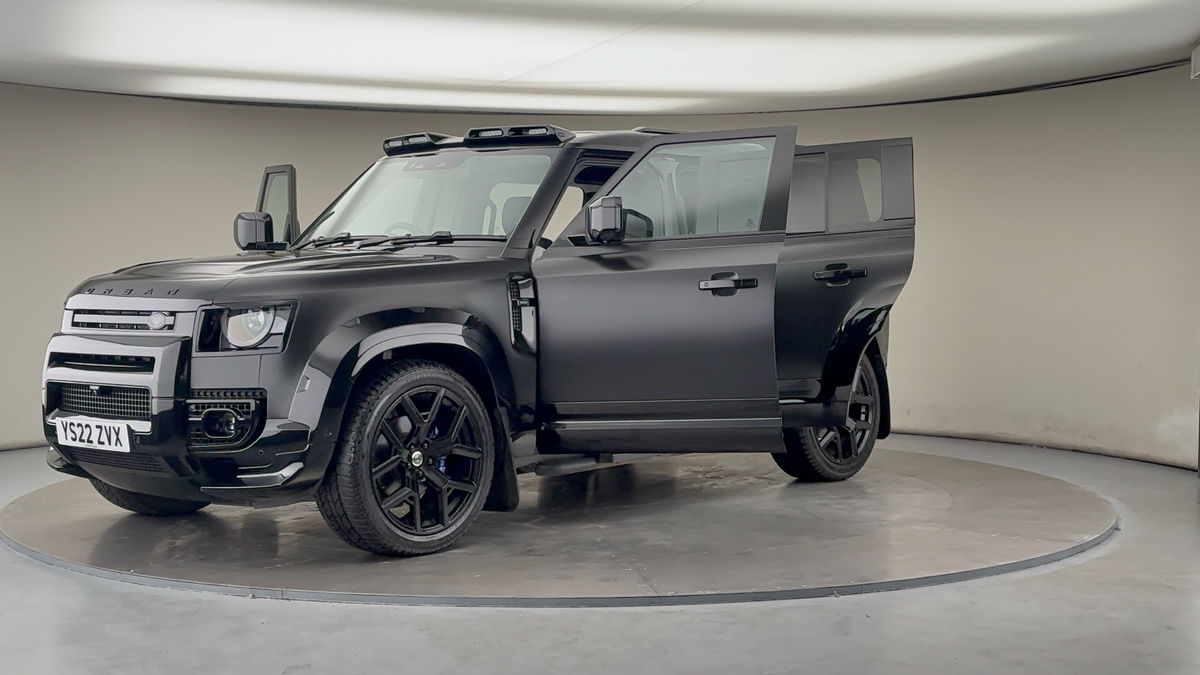 More views of Land Rover Defender 110