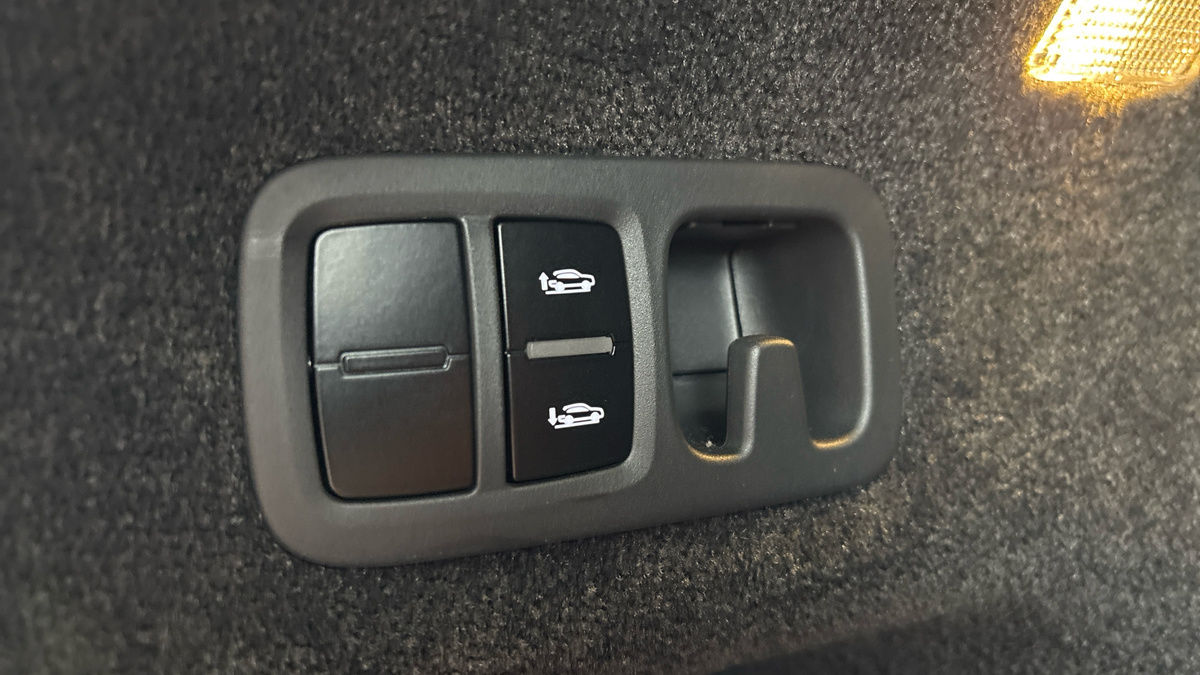 Bentley Bentayga Image 67