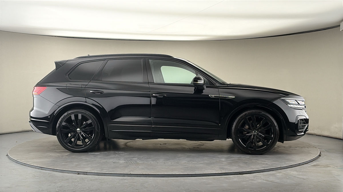 More views of Volkswagen Touareg