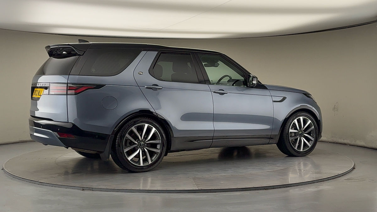 More views of Land Rover Discovery