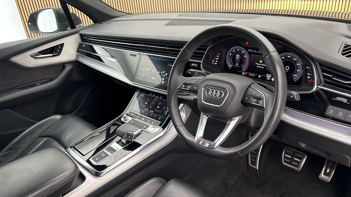 Audi Q7 Image 5