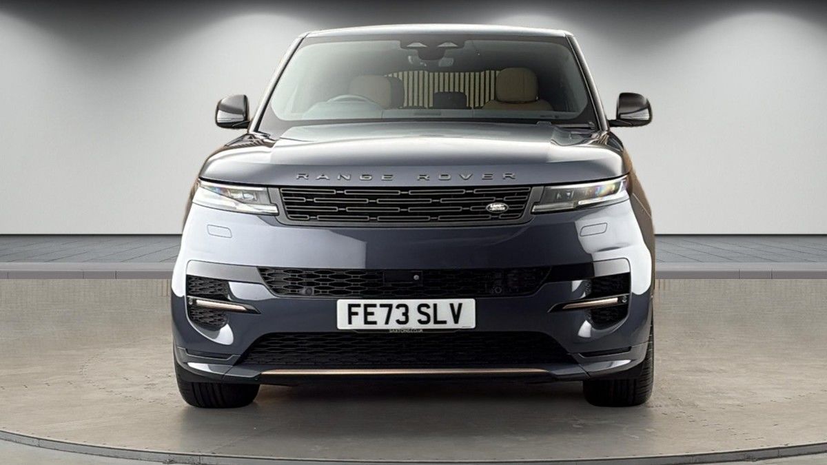 Land Rover Range Rover Sport Image 3