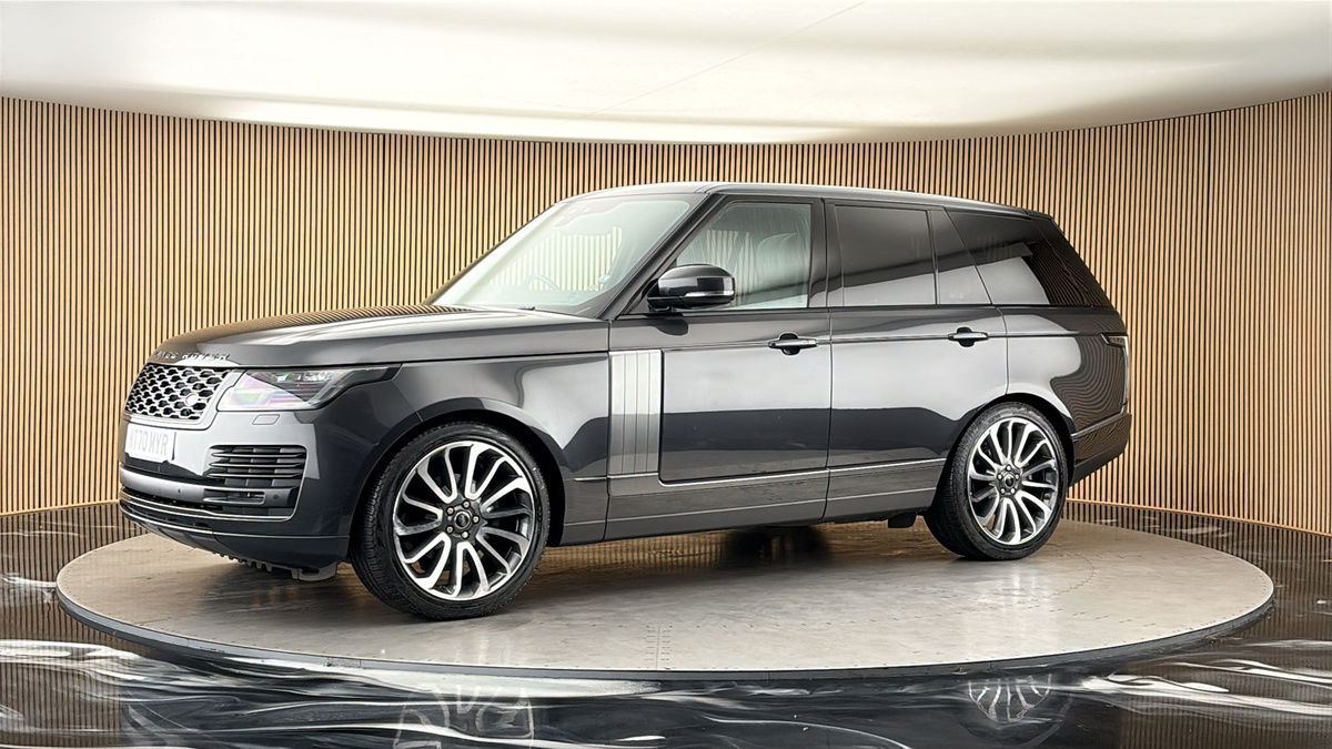 More views of Land Rover Range Rover