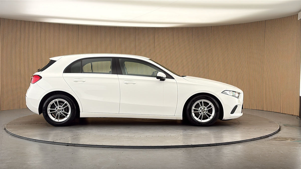 Mercedes-Benz A Class Image 16