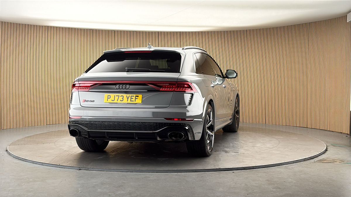 More views of Audi RSQ8