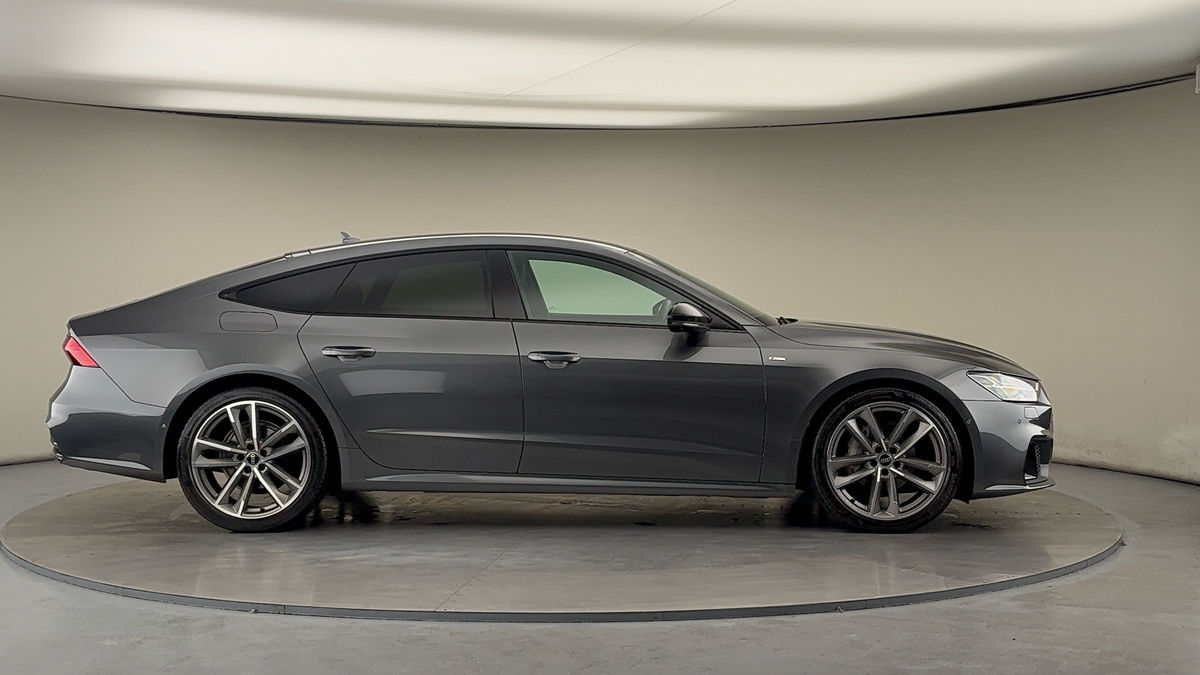 Audi A7 Image 16