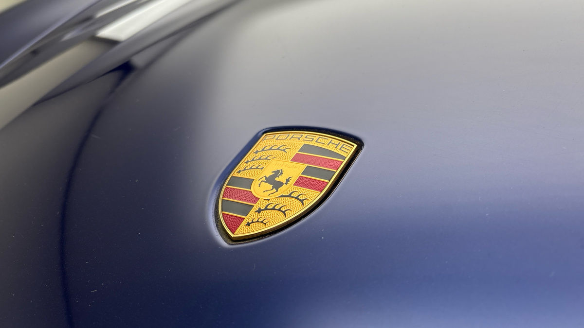 Porsche Taycan Image 24