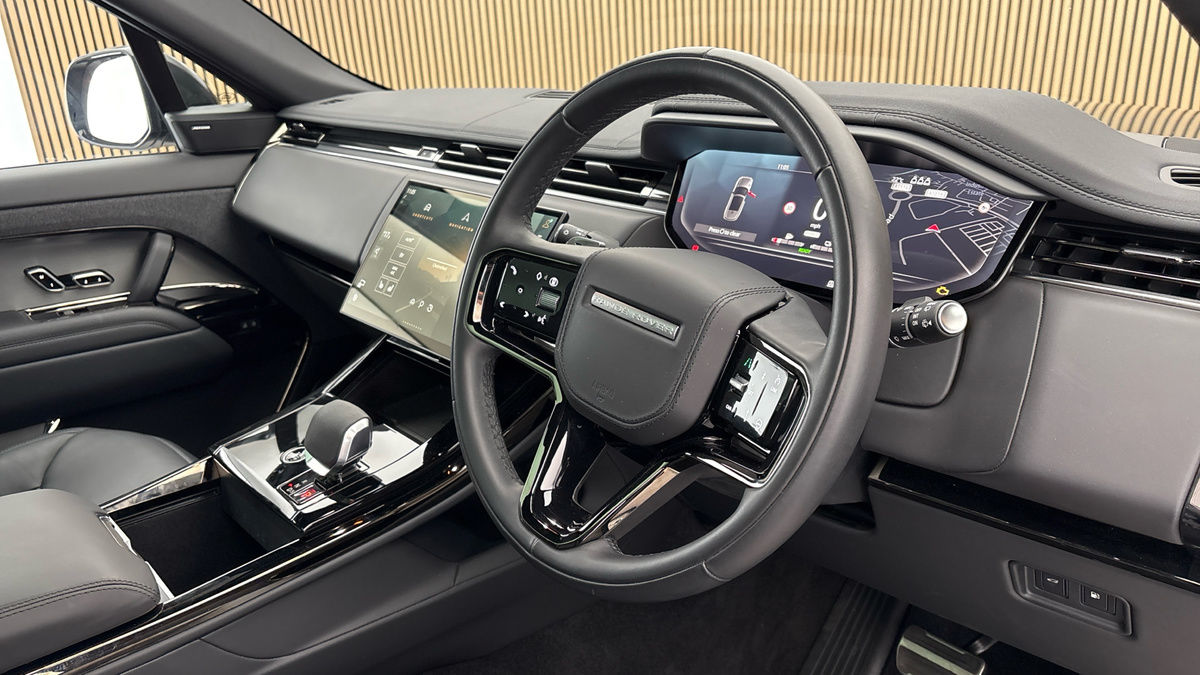 Land Rover Range Rover Sport Image 9