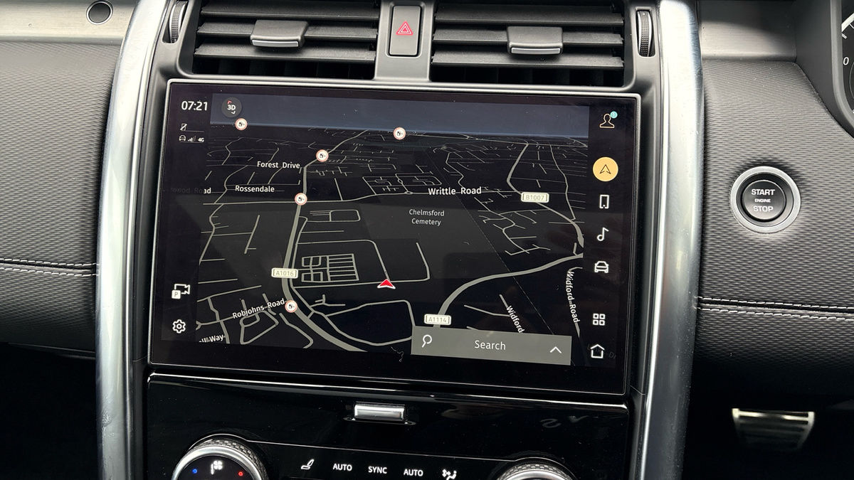 Land Rover Discovery Image 17