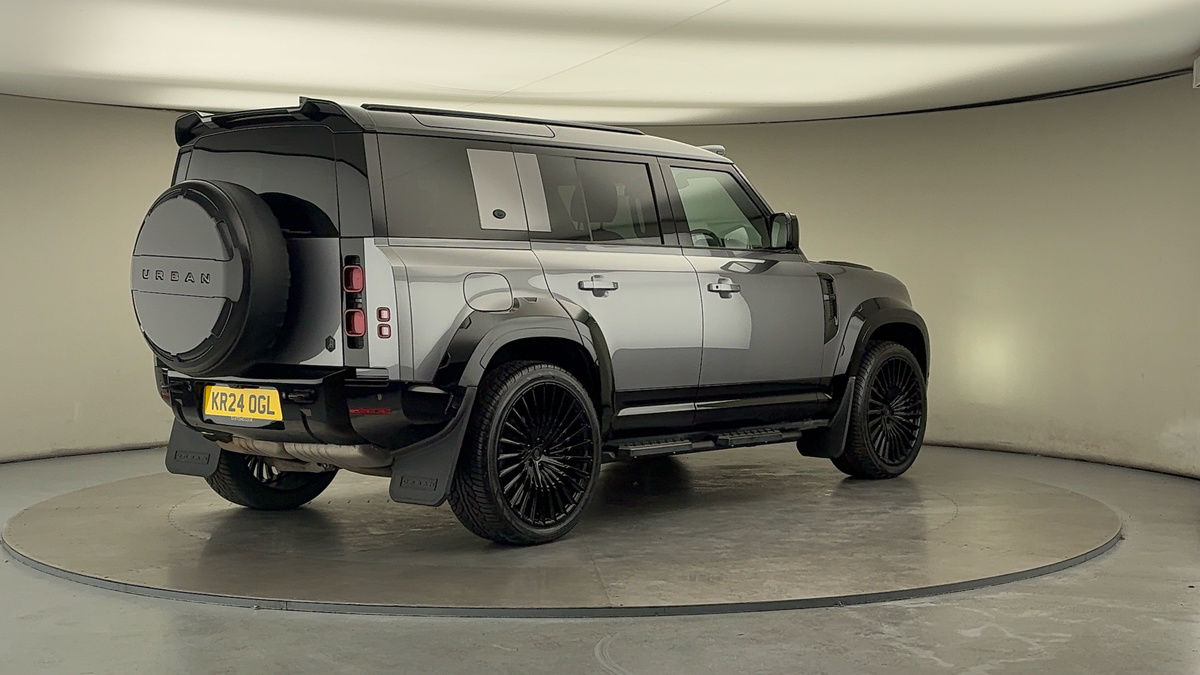 Land Rover Defender 110 Urban Image 21
