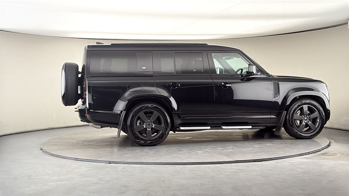 More views of Land Rover Defender 130