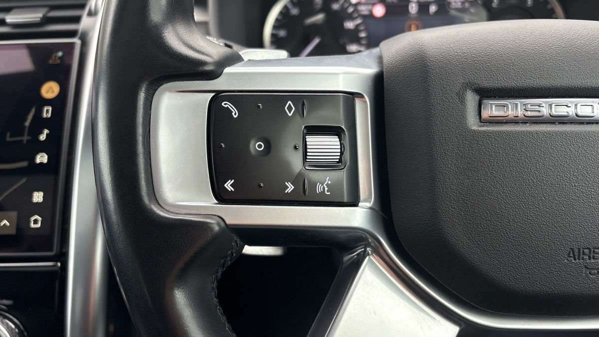 Land Rover Discovery Image 13