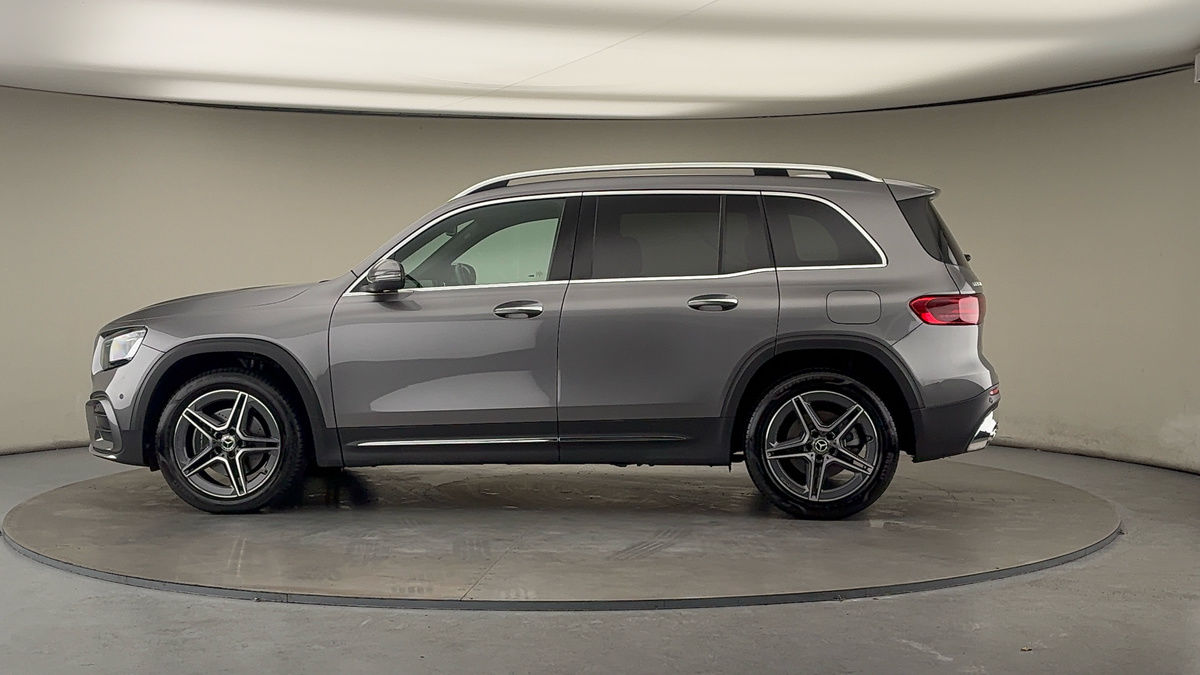 More views of Mercedes-Benz GLB