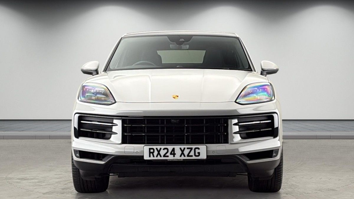 More views of Porsche Cayenne